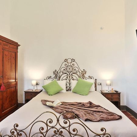 Villa Orsini Peccioli - Villa Storica Ad Uso Esclusivo Con Piscina ภายนอก รูปภาพ