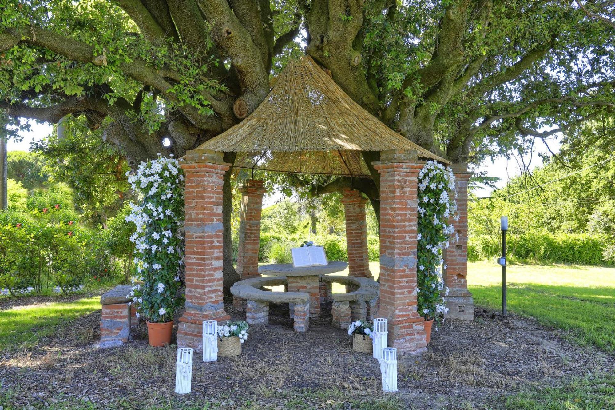 Villa Orsini Peccioli - Villa Storica Ad Uso Esclusivo Con Piscina ภายนอก รูปภาพ